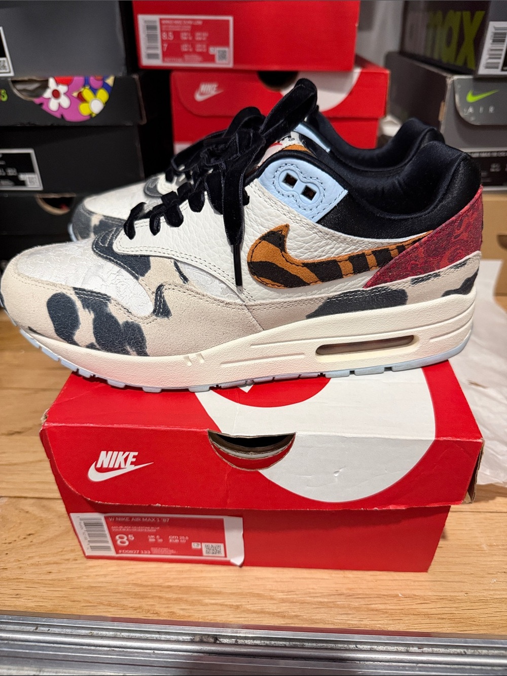 Women’s Nike air Max 1 87